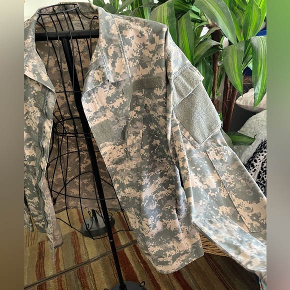 Camouflage military jacket - Picture 2 of 7